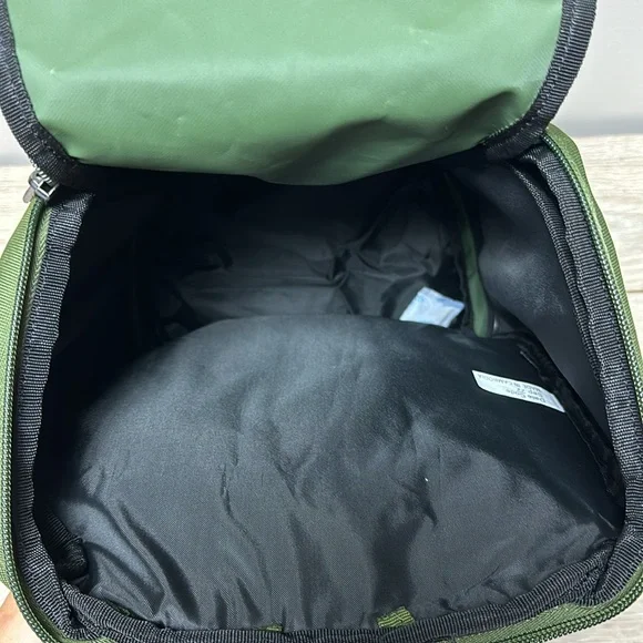 NWT Easton Game Ready Youth Green Camo Baseball Equipment Backpack Bag - Picture 6 of 11